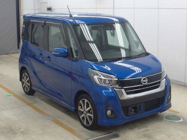 3101 Nissan Dayz roox B21A 2017 г. (NAA Osaka)